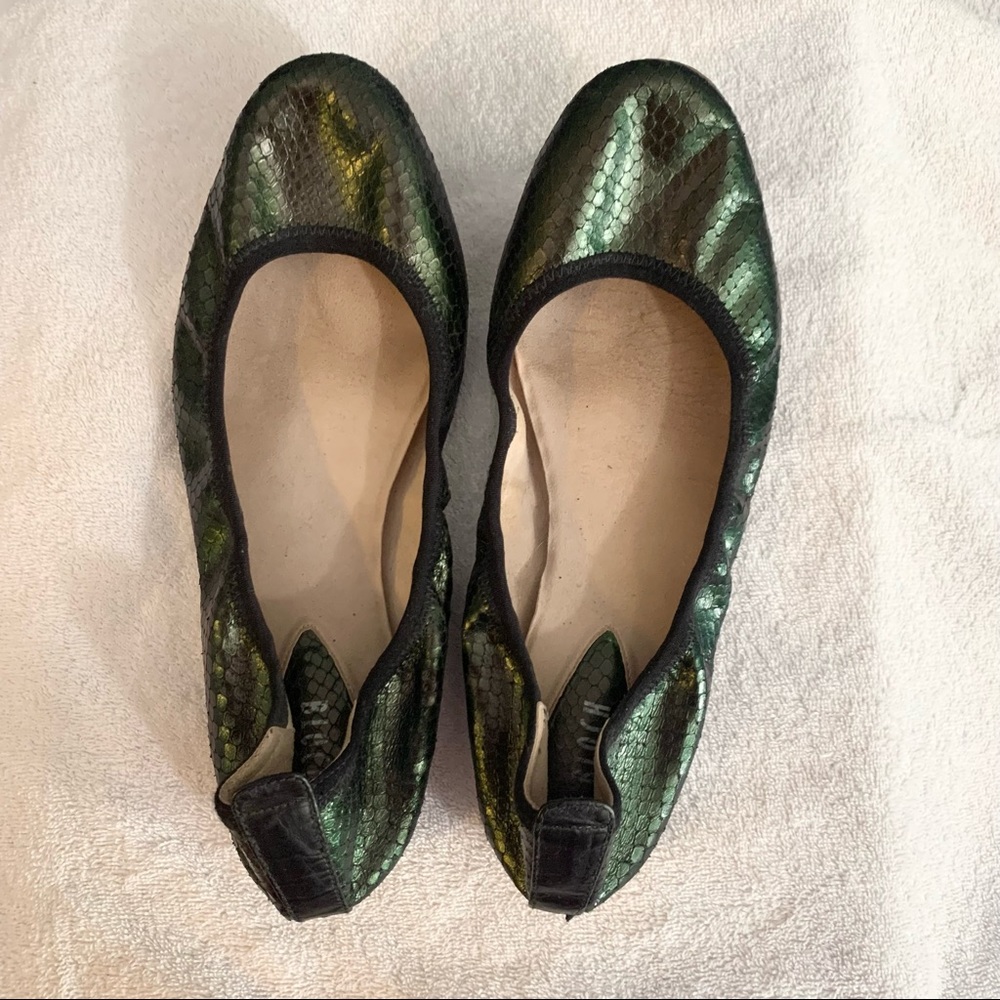 BLOCH Green Snakeskin Ballet Flats. Size 41/ US Women’s 10